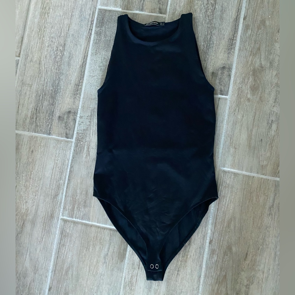 Stradivarius black body suit